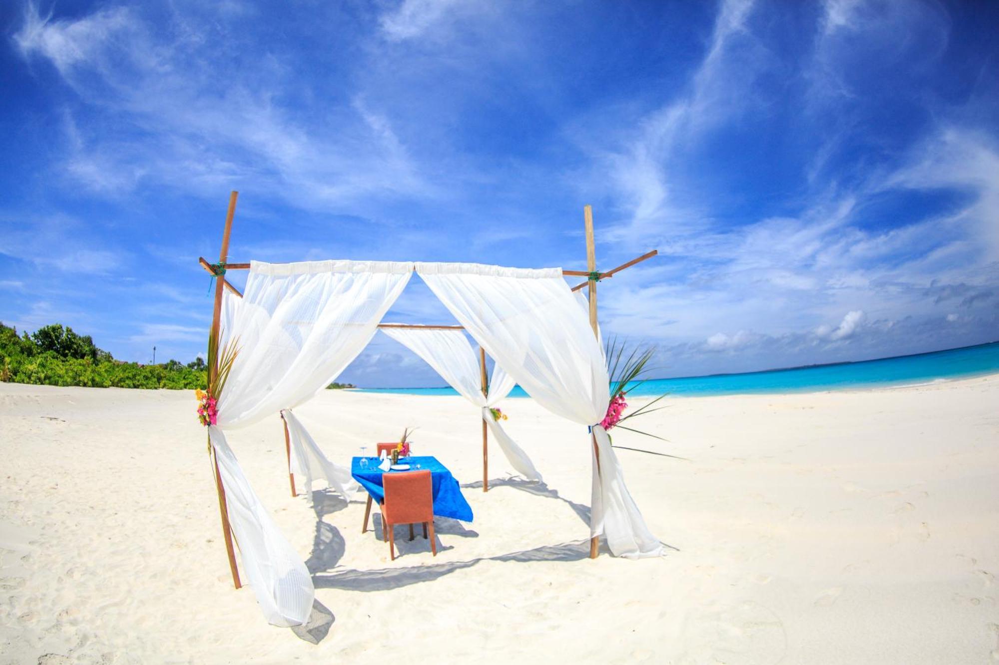 Hondaafushi Island Resort Vaikaradhoo Exterior photo