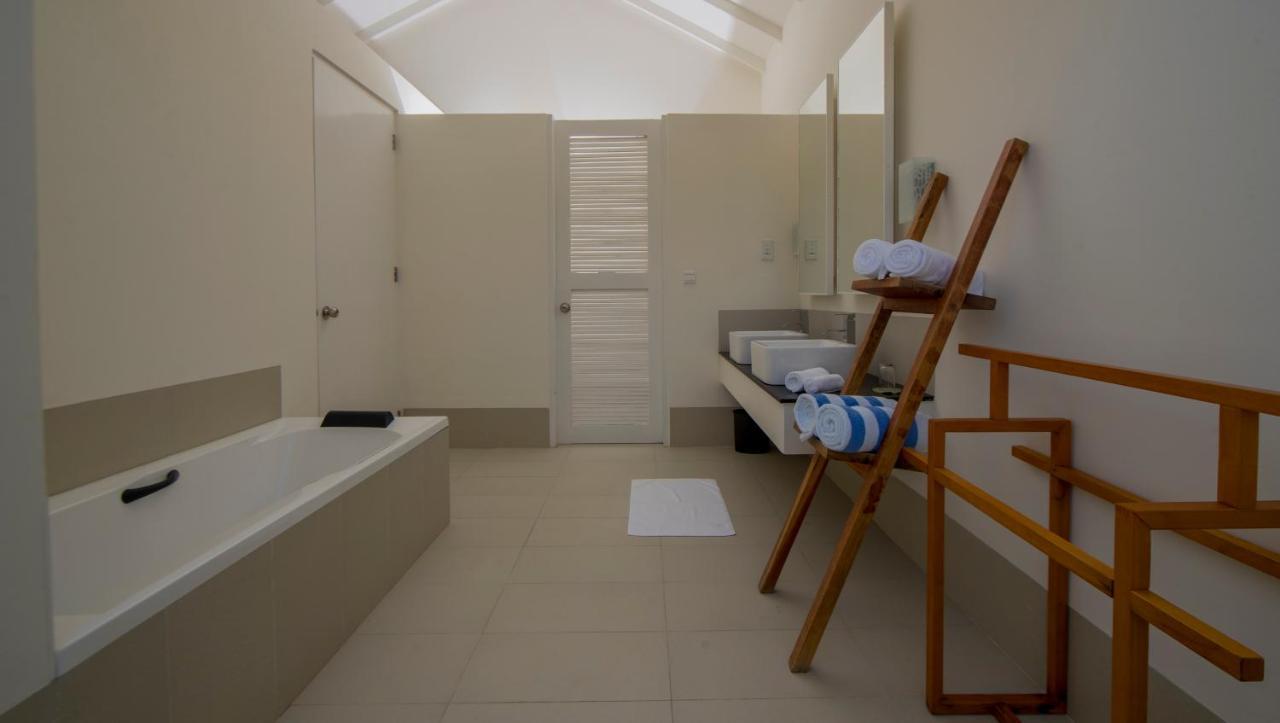 Hondaafushi Island Resort Vaikaradhoo Exterior photo